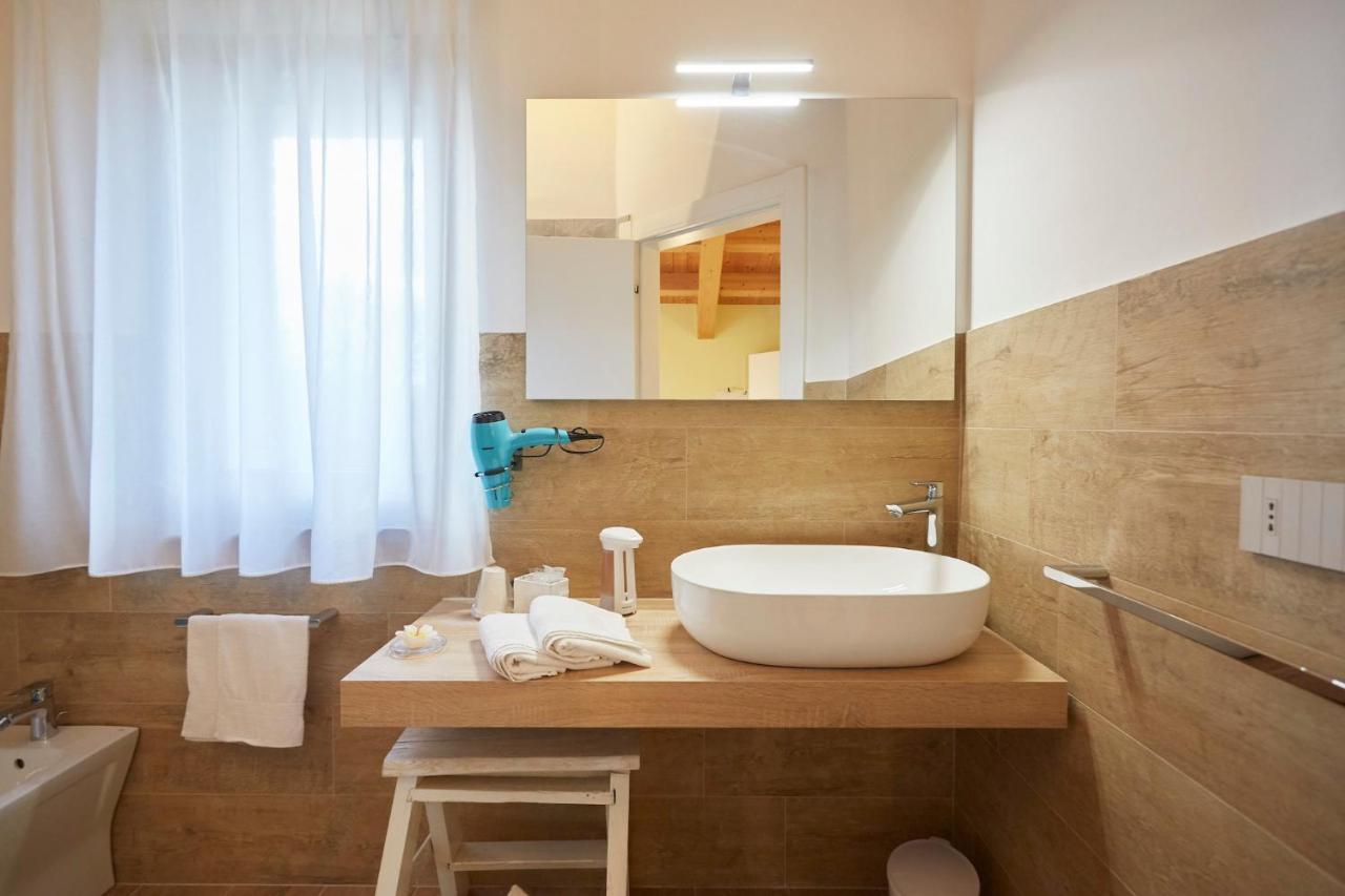 Agriturismo Nido Delle Rondini Macerata megye Kültér fotó