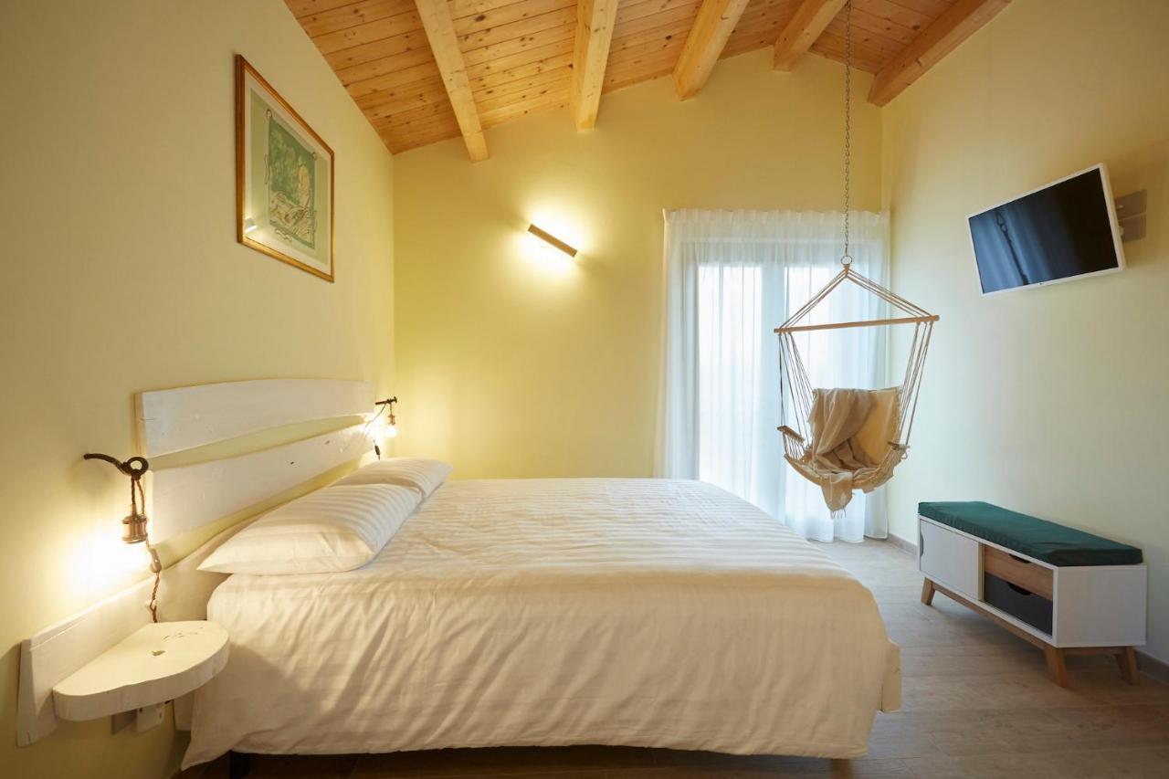 Agriturismo Nido Delle Rondini Macerata megye Kültér fotó